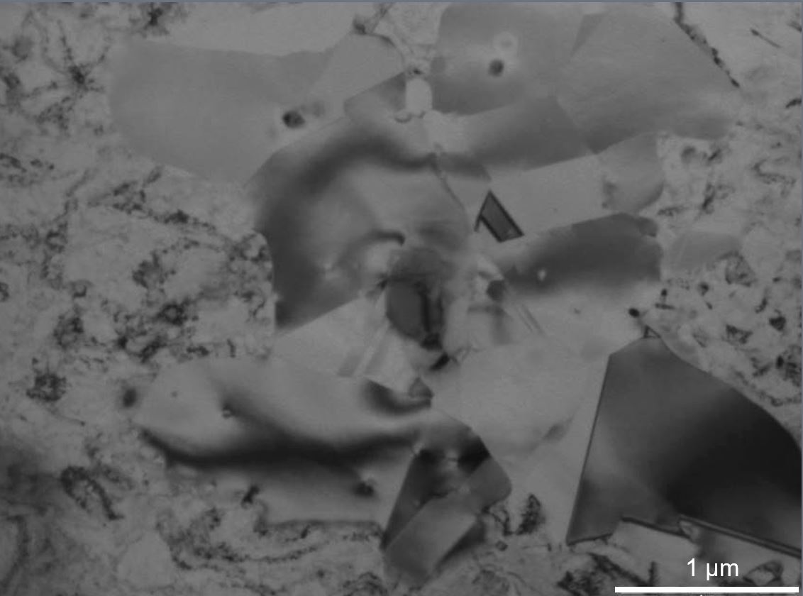 Structure fine (taille de grains micrométrique) et partiellement recristallisée d’un alliage CoCrFeMnNi (nuance A3S), recuite après laminage à froid pendant 8h à 700°C. © Adrianna Lozinko et Anna Fraczkiewicz